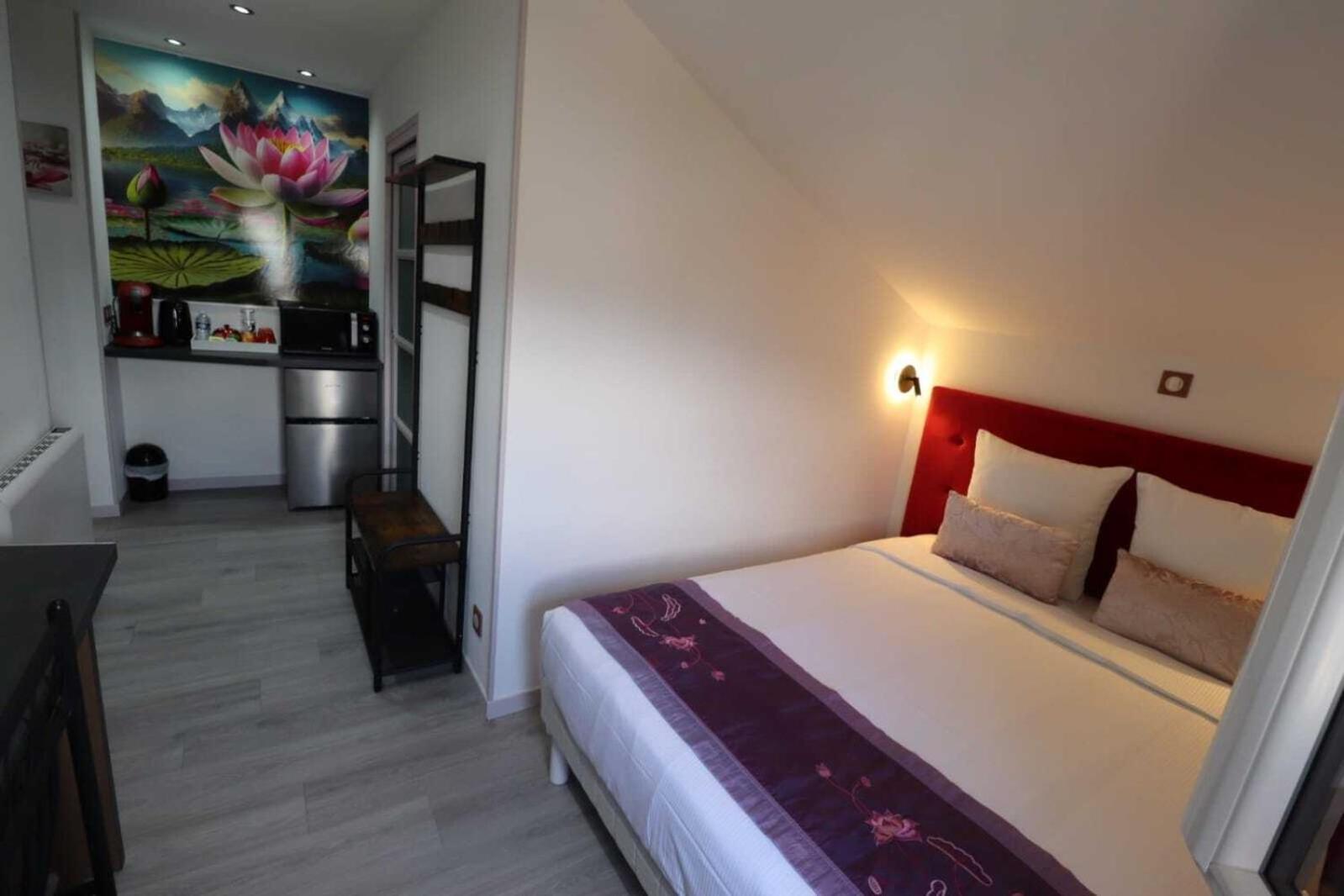Hotel Le Lotus Blanc Albertville Habitación foto